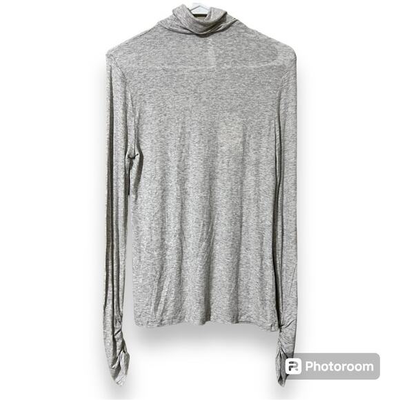 FABLETICS medium womens long sleeve turtleneck top shirred sleeve opening grey - Picture 2 of 11